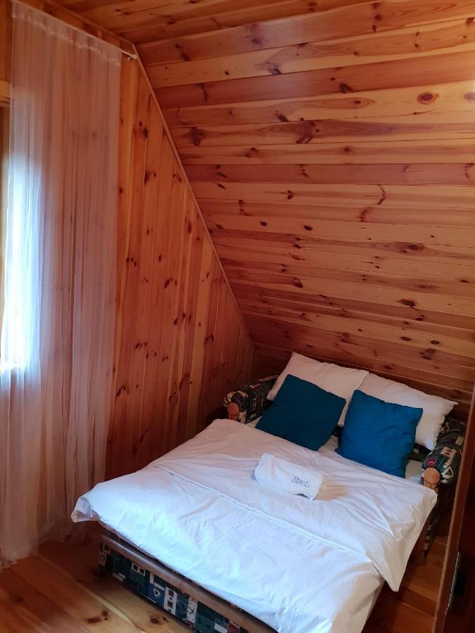 Lodge Blanco