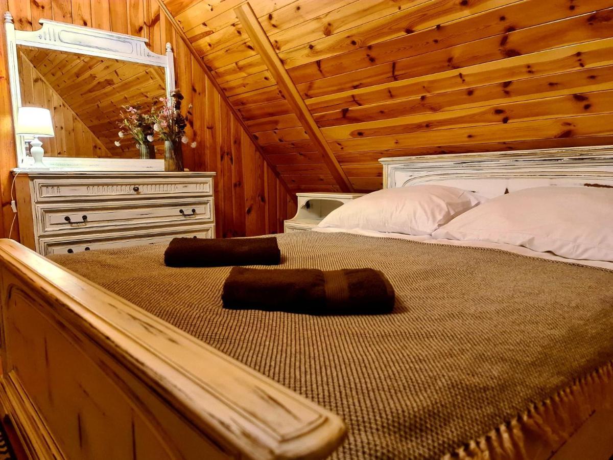 Lodge Blanco Klusek